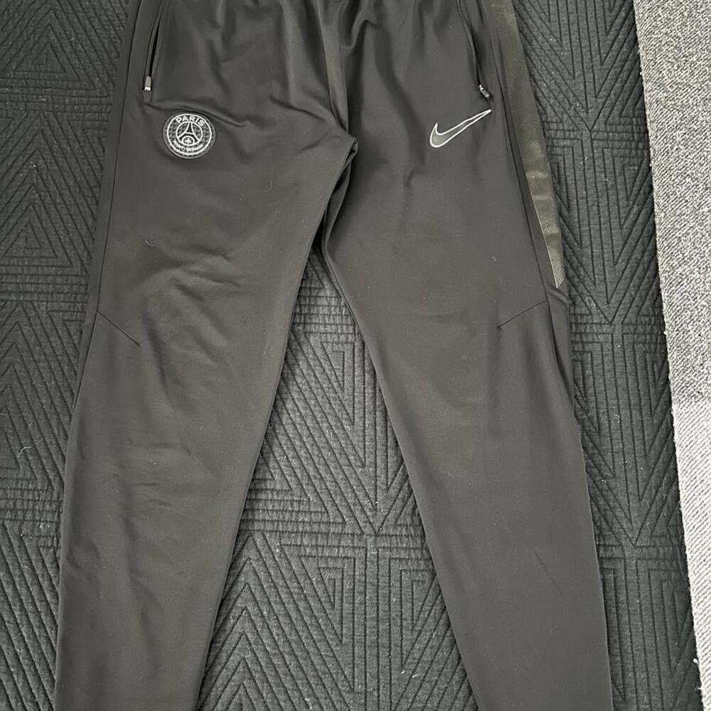 Nike Men's Black Trousers